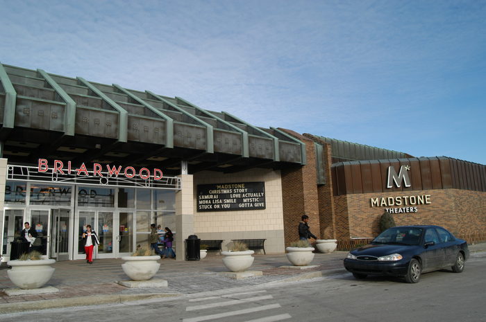 Village 7 Theatres (Briarwood Dollar Movies 4) - Dec 2003